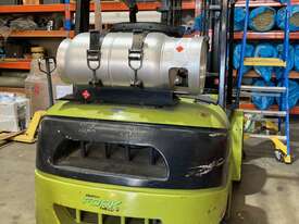 2004 Clark C30L Forklift - picture1' - Click to enlarge