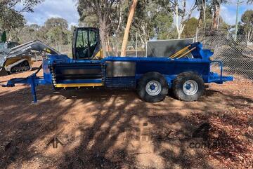 2023 McIntosh MULTI - BF 4 Bale Wagons 2023 McIntosh MULTI - BF 4 Bale Wagons