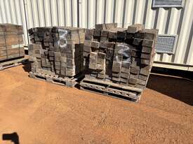 2 x Pack Timber Gluts - picture0' - Click to enlarge