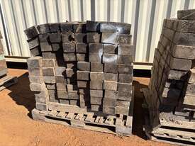 2 x Pack Timber Gluts - picture0' - Click to enlarge