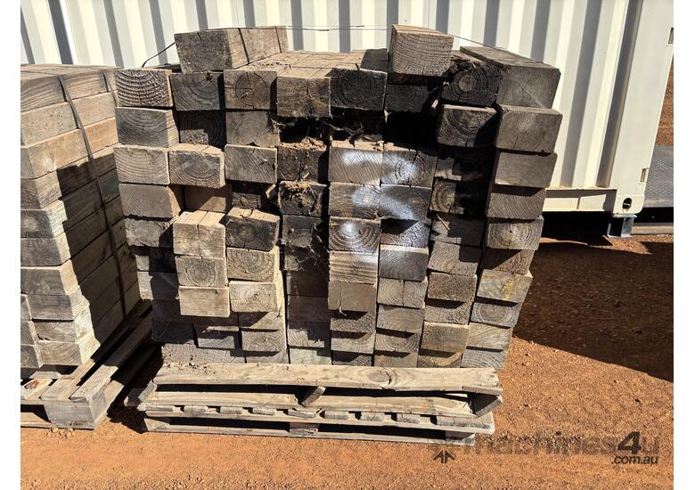 caption 2 x Pack Timber Gluts