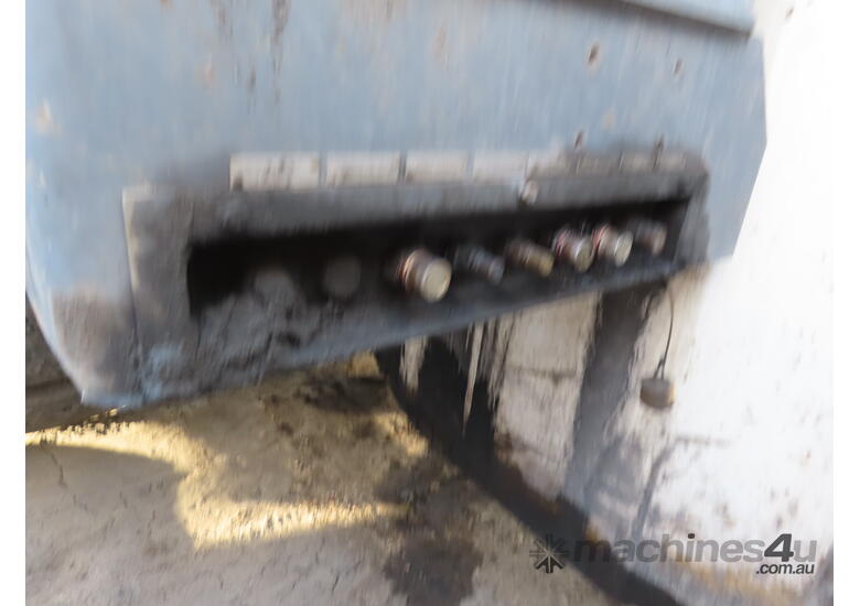 2003 Komatsu WD900-3 Wheeled Dozer