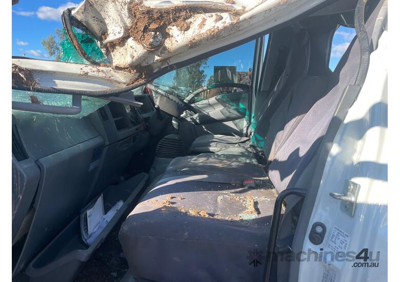 caption 2018 Isuzu NPS 75-155 Service Body / Crane Truck