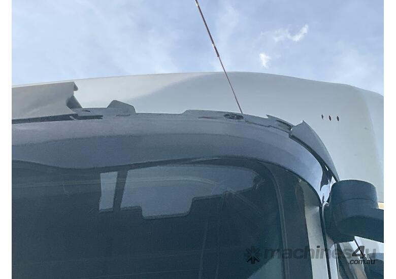 caption 2007 Volvo Fm 6x4 Prime Mover