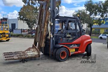 8 Ton Forklift with HUGE bale clamp rotator