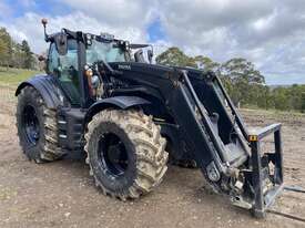 Valtra T235 MFWD - picture0' - Click to enlarge