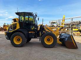2021 Komatsu WA100M_8E0 - picture1' - Click to enlarge