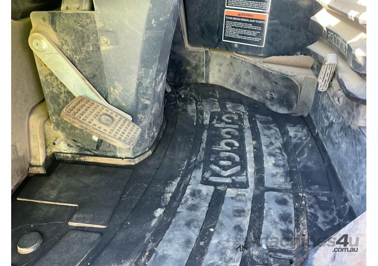 Kubota R065 Wheeled Loader