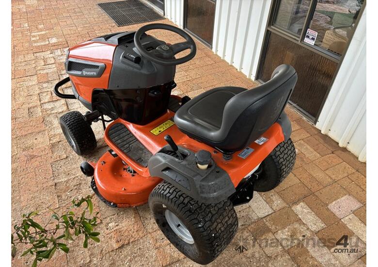 caption 2022 Husqvarna TS 142T Lawn Garden Tractors