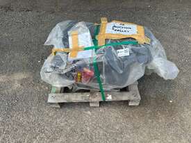 CAT D11 Dozer Seat - picture0' - Click to enlarge