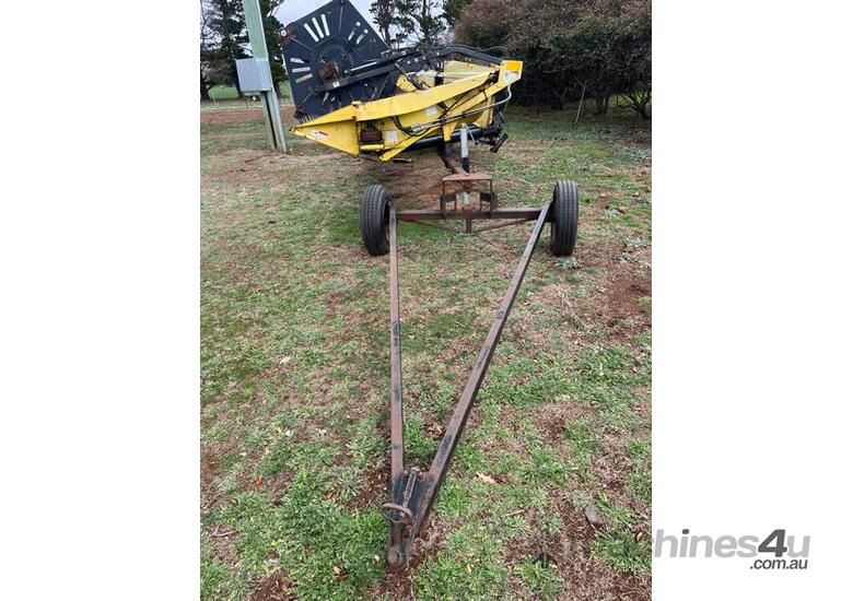 Honey Bee 36 foot header front with trailer ? SP ? 36