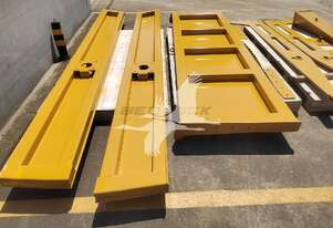 Tailgate BEDROCK MOROOKA 200 ATM200