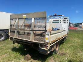 2011 Isuzu NPS300 Service Body - picture0' - Click to enlarge