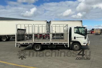 2018 Isuzu NPR 45-155 Caged Tabletop