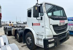 2015 Iveco Acco 8x4 Cab Chassis (Non Mobile)