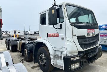 2015 Iveco Acco 8x4 Cab Chassis (Non Mobile)