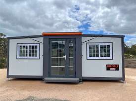 Unused Expandable 2 Bedroom Container House with Ensuite - picture2' - Click to enlarge