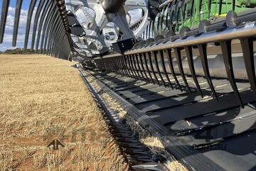 2022 MacDon FD250 Combine Platforms