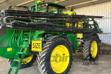 John Deere John Deere 4050i Boom Spray Sprayer