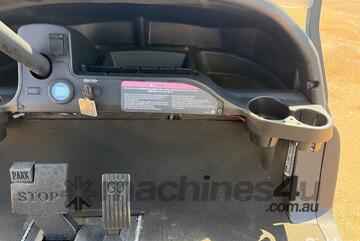 Club Car   Tempo Golf Cart