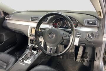 2010 Volkswagen Passat 2.0TDI Sedan T/Diesel (Auto) (Ex Lease)