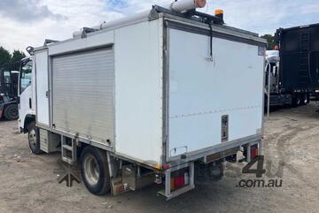 2010 Isuzu NPR200 Service Body