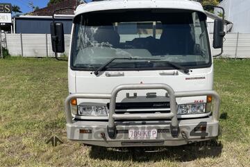 Mitsubishi Fuso FK600 flat bed truck