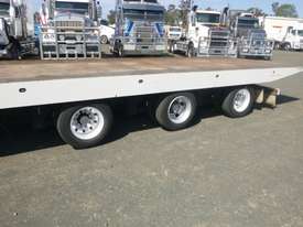 Moore Semi Tilt Tray Trailer - picture0' - Click to enlarge