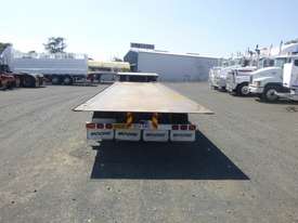 Moore Semi Tilt Tray Trailer - picture2' - Click to enlarge