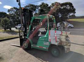 MITSUBISHI FG50N 5T FORKLIFT - picture1' - Click to enlarge