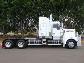 Kenworth T909 Primemover Truck - picture1' - Click to enlarge