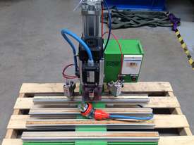 hingeborer blum pattern with multi borer attachment - picture0' - Click to enlarge