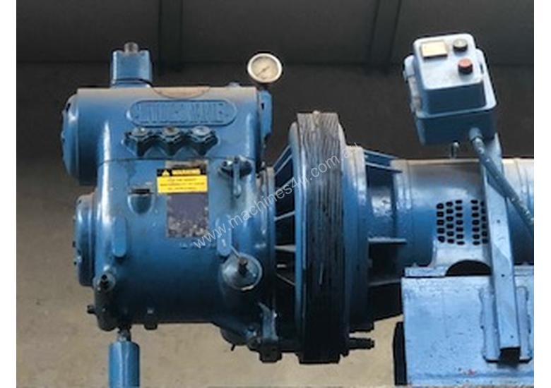 hydrovane compressor