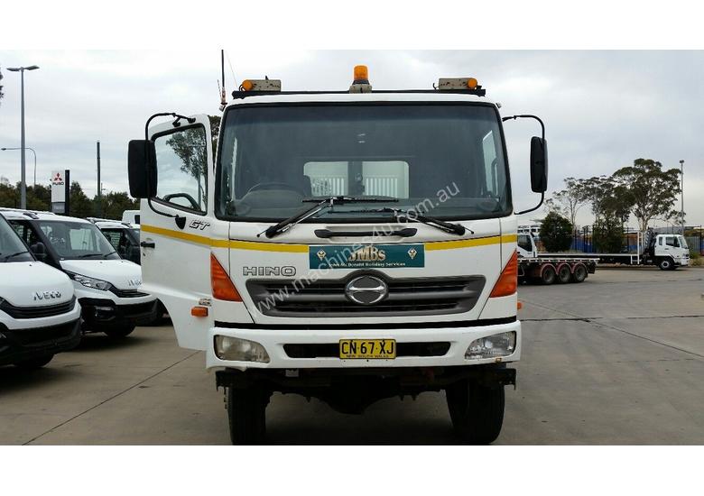 caption Hino GT 17/Osprey/Ranger Tipper Truck