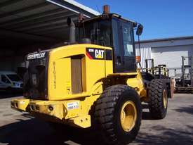 Good Condition Caterpillar Loader - picture0' - Click to enlarge