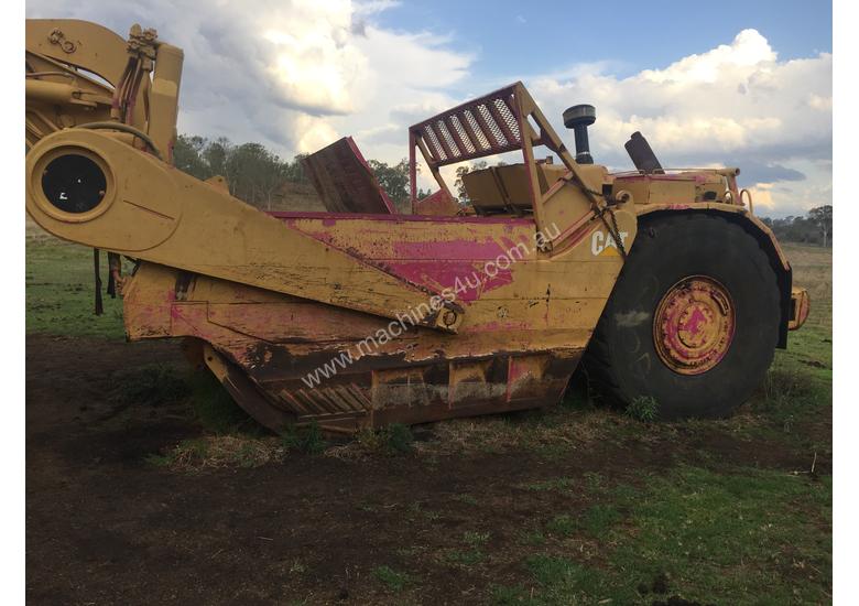 caption 637D CAT Scraper - Twin Power Push Pull