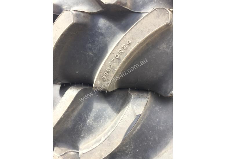 caption Firestone 6125m Tyre/Rim Combined Tyre/Rim