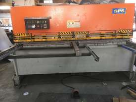 HYDRAULIC Guillotine 6mm x 2500mm - picture0' - Click to enlarge