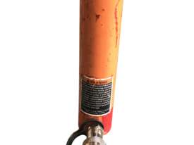 BVA 10 Ton Hydraulic Ram Porta Power Cylinder Model H1008 - picture0' - Click to enlarge