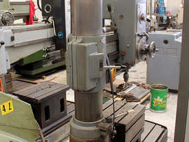 Bergonzi FR 1000 Radial Arm Drilling Machine - picture0' - Click to enlarge