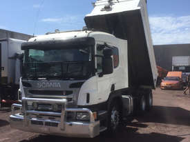 Scania P440 Tipper Truck - picture1' - Click to enlarge