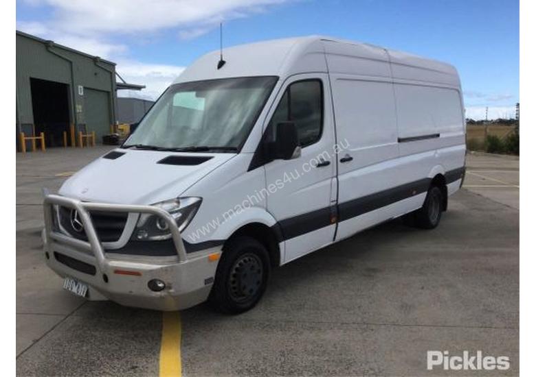 caption 2013 Mercedes Benz Sprinter 516 CDI