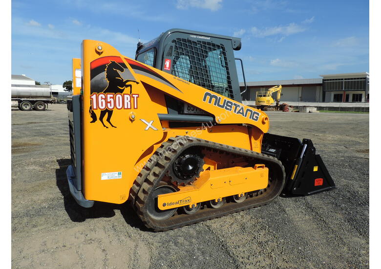 Used 2018 mustang Excellent Condition Mustang Skid Steer Only 53 Hours