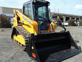 Excellent Condition Mustang Skid Steer. Only 53 Hours On The Clock! + Attachments. - picture0' - Click to enlarge