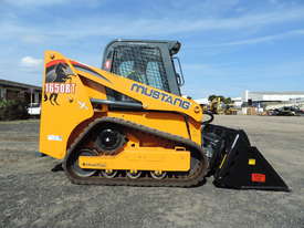 Excellent Condition Mustang Skid Steer. Only 53 Hours On The Clock! + Attachments. - picture0' - Click to enlarge