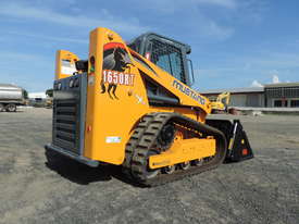 Excellent Condition Mustang Skid Steer. Only 53 Hours On The Clock! + Attachments. - picture1' - Click to enlarge