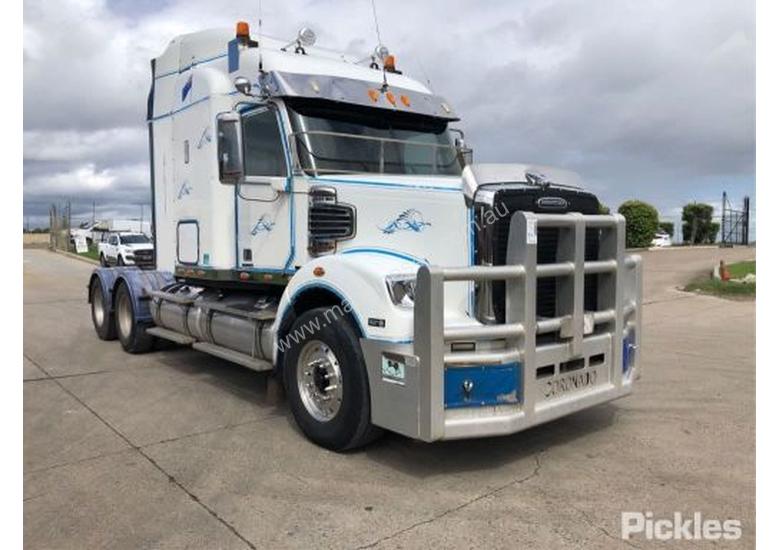 caption 2011 Freightliner Coronado