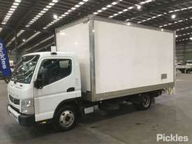 2014 Mitsubishi FUSO - picture2' - Click to enlarge