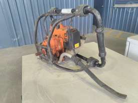 Stihl BT-121 - picture1' - Click to enlarge