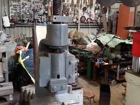 Large Australian Ap lever 7ton fly press/screw press - picture0' - Click to enlarge